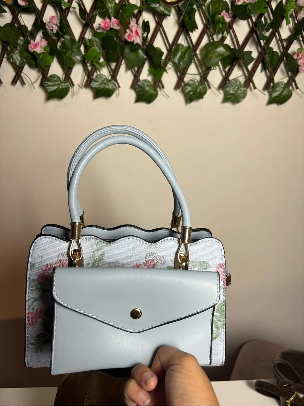 N/A elegant floral